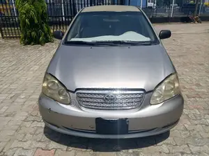 Toyota Corolla 2003 Gold