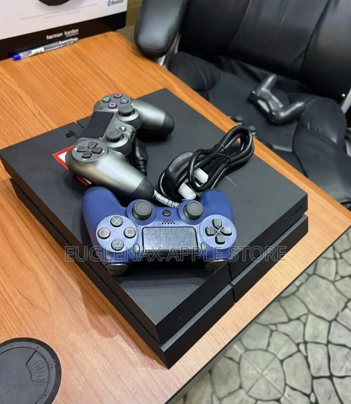 PS4 Fat 2 Controller Plus Latest 10 Games