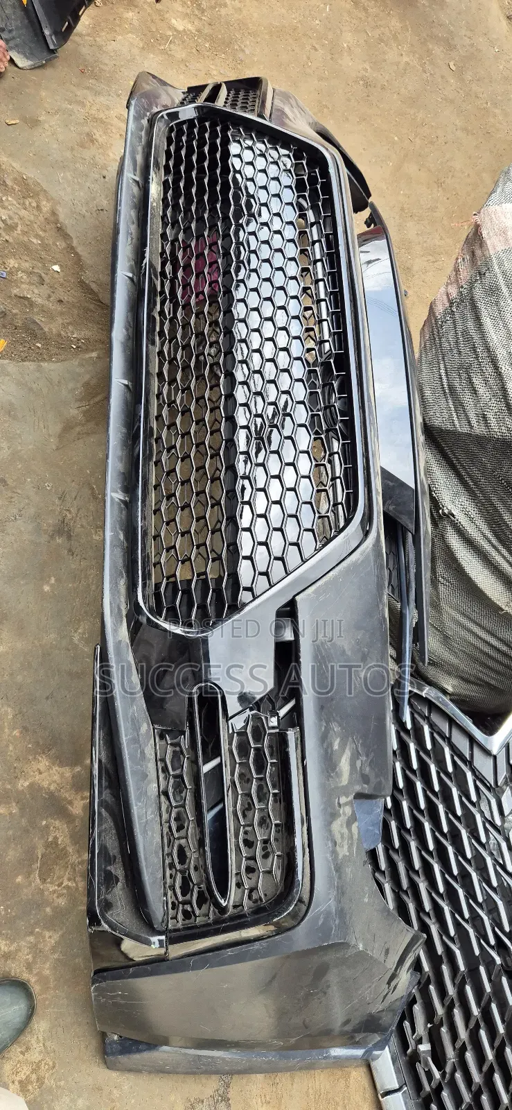 Complete Front Bumper Corolla 2020 SE