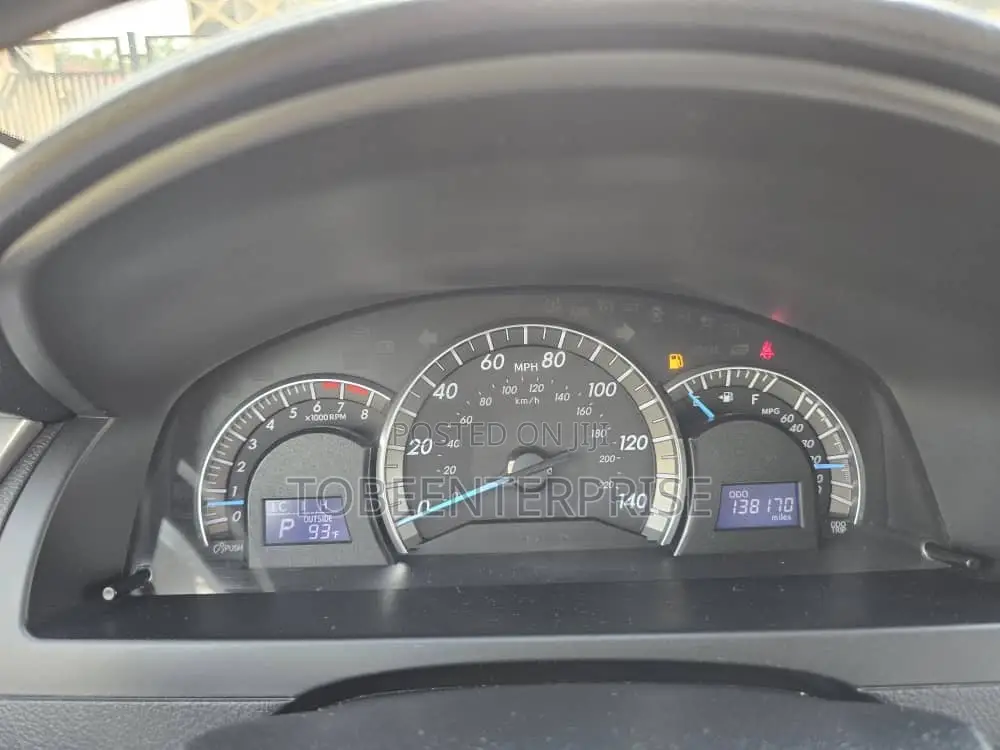 Toyota Camry 2013 Silver