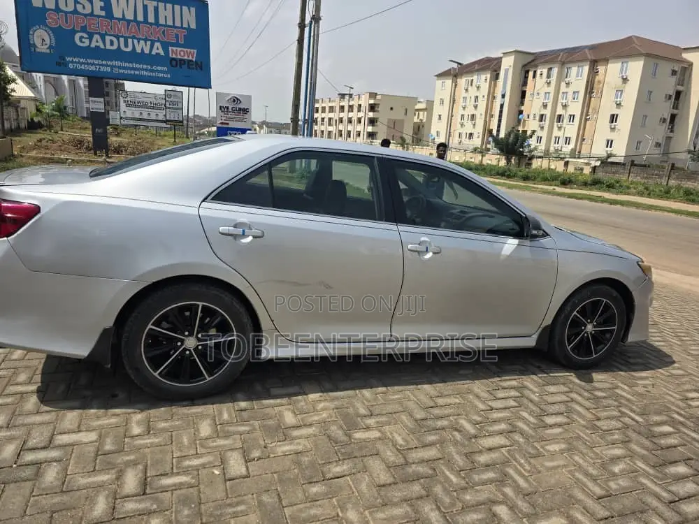 Toyota Camry 2013 Silver