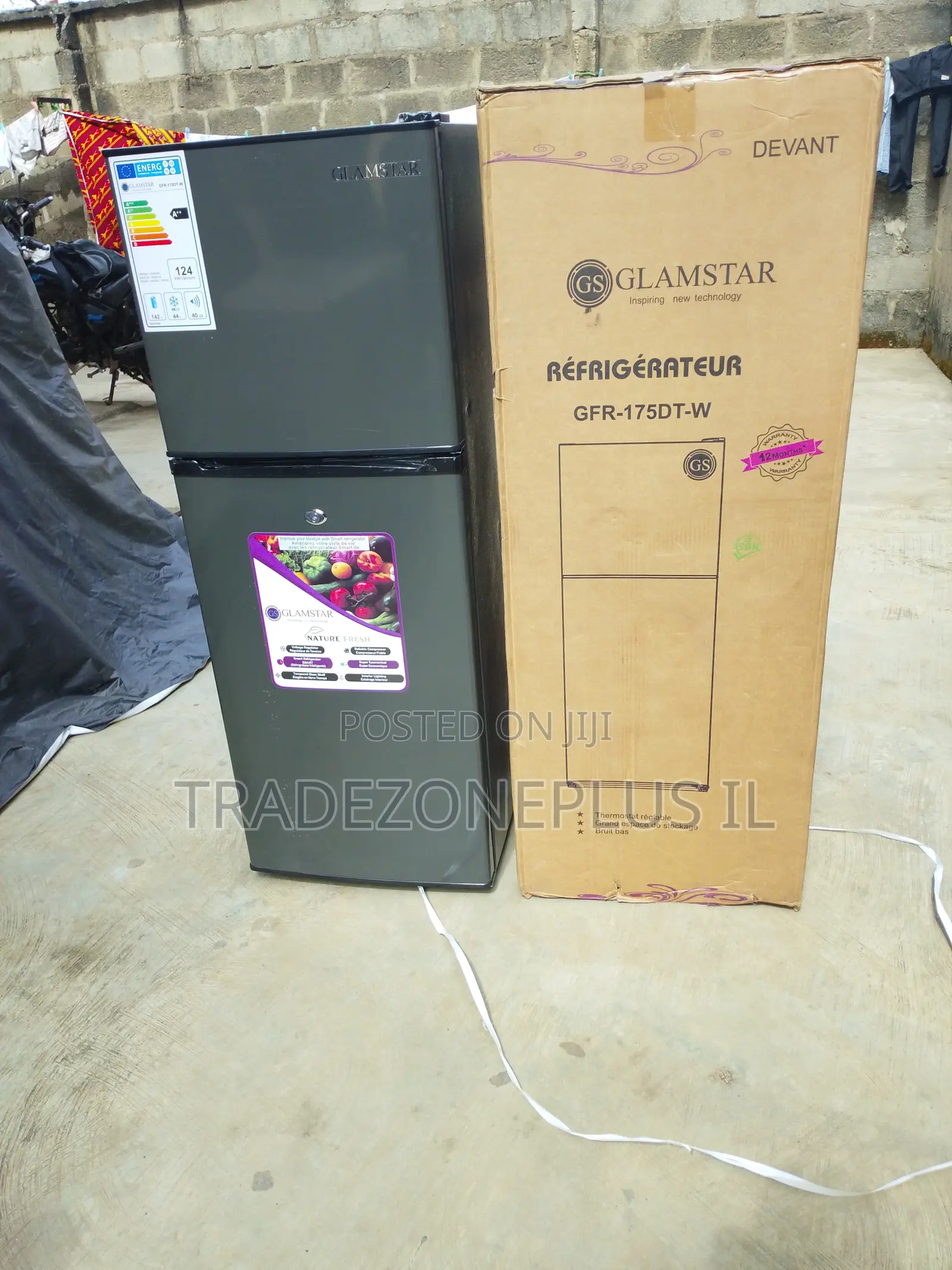 Practical Glamstar Refrigerator for Everyday Use