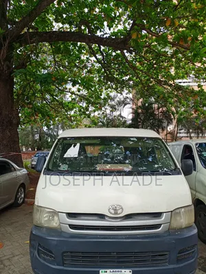 Toyota HiAce 2008 White