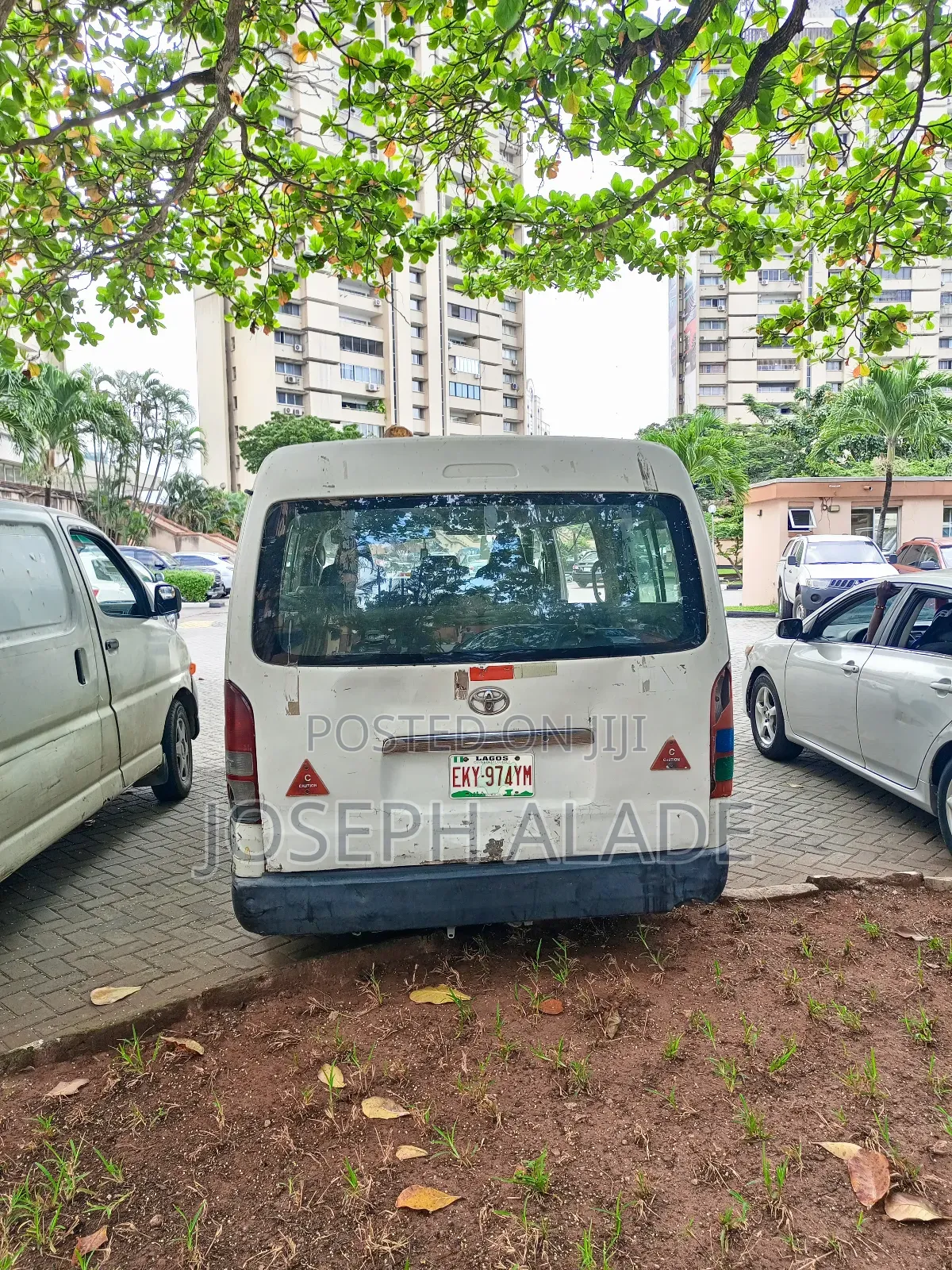Toyota HiAce 2008 White
