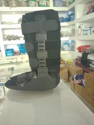 Orthopedic Walking Boot With Air Pump
