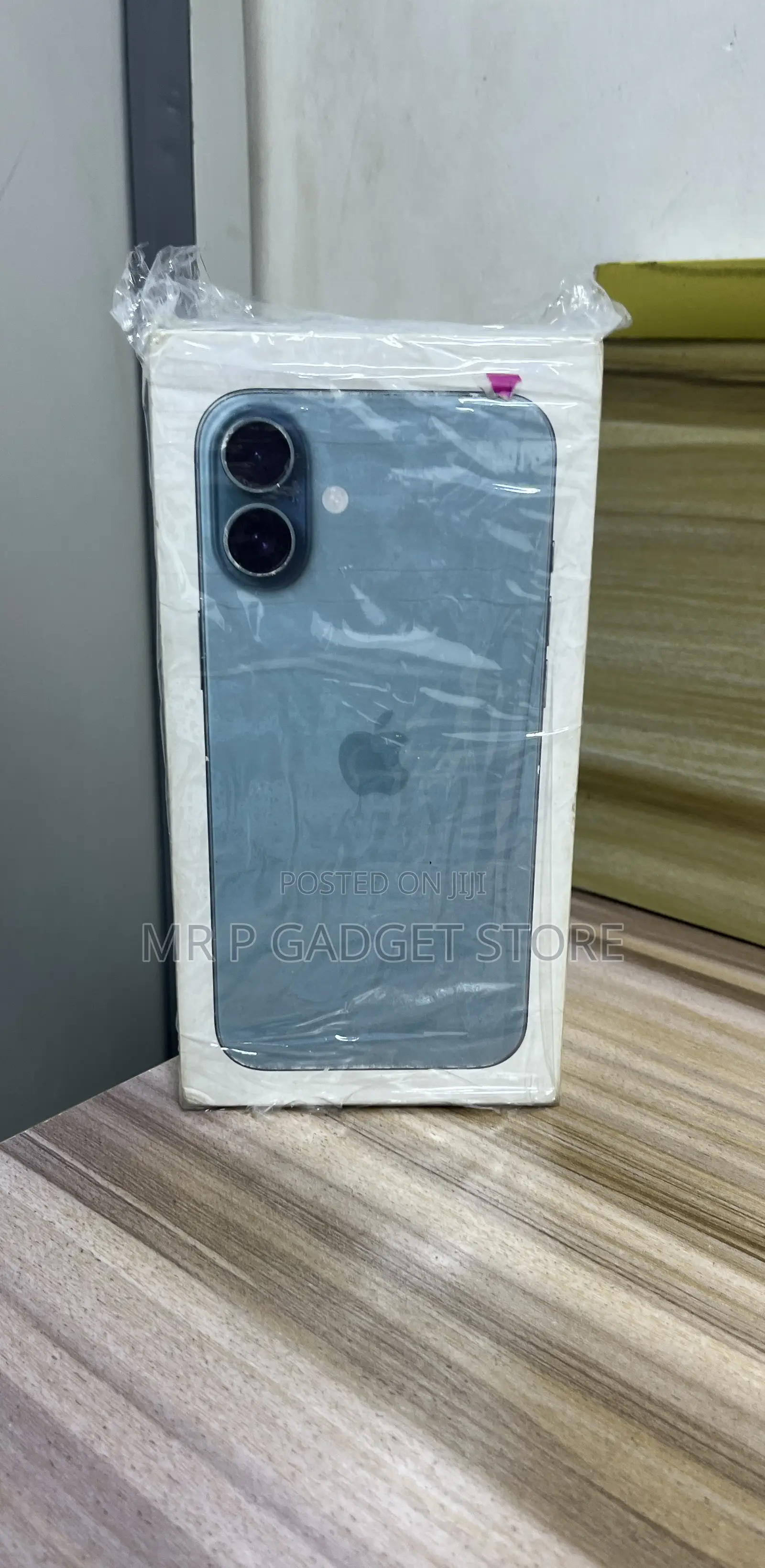 New Apple iPhone 16 Plus 128 GB Green