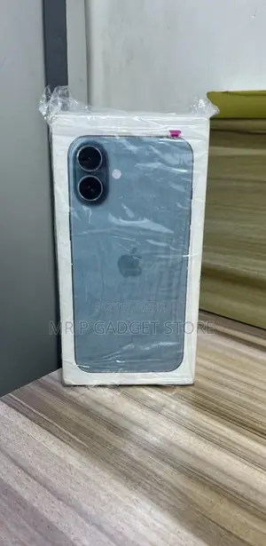 New Apple iPhone 16 Plus 128 GB Green