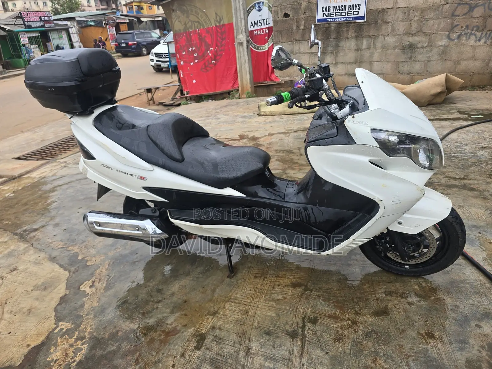 Suzuki 2019 White