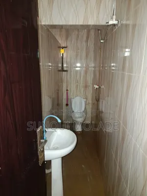 2bdrm Apartment in Bode Thomas for rent