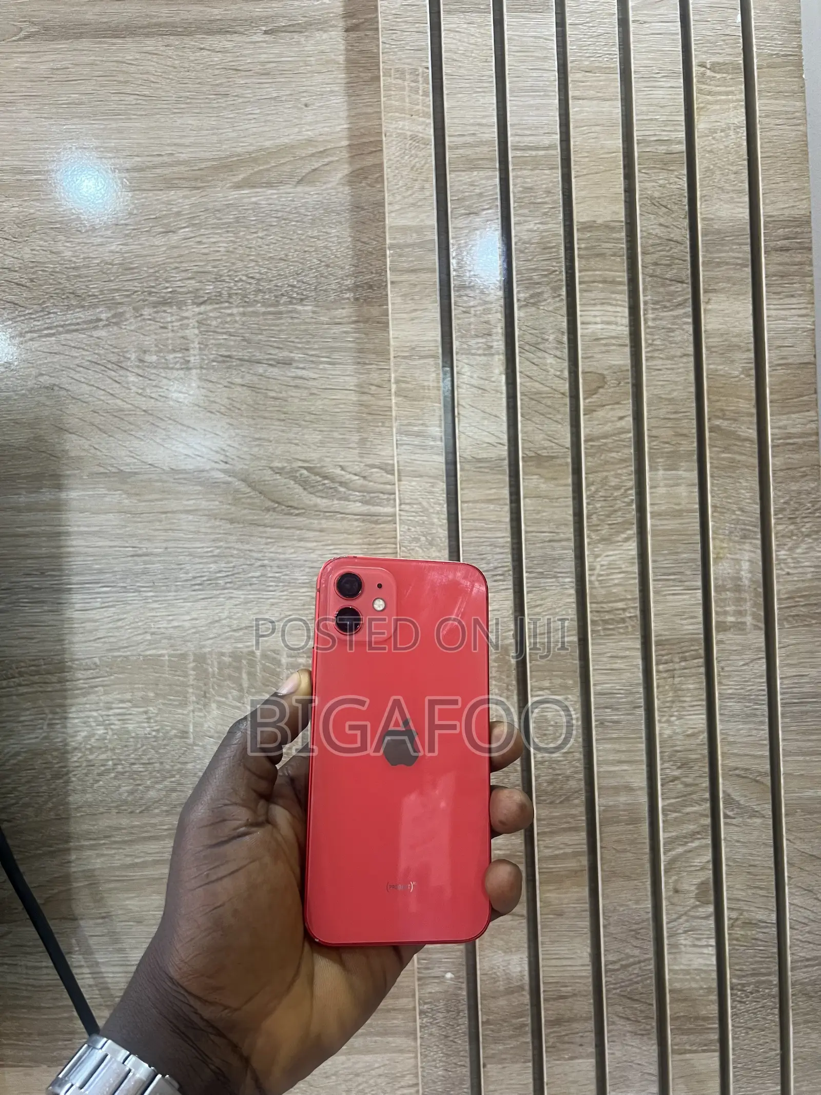 Apple iPhone 12 128 GB Red