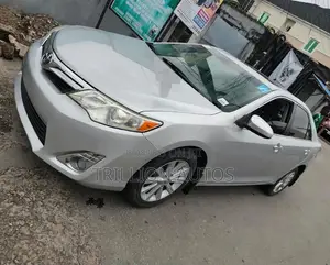 Toyota Camry 2014 Silver