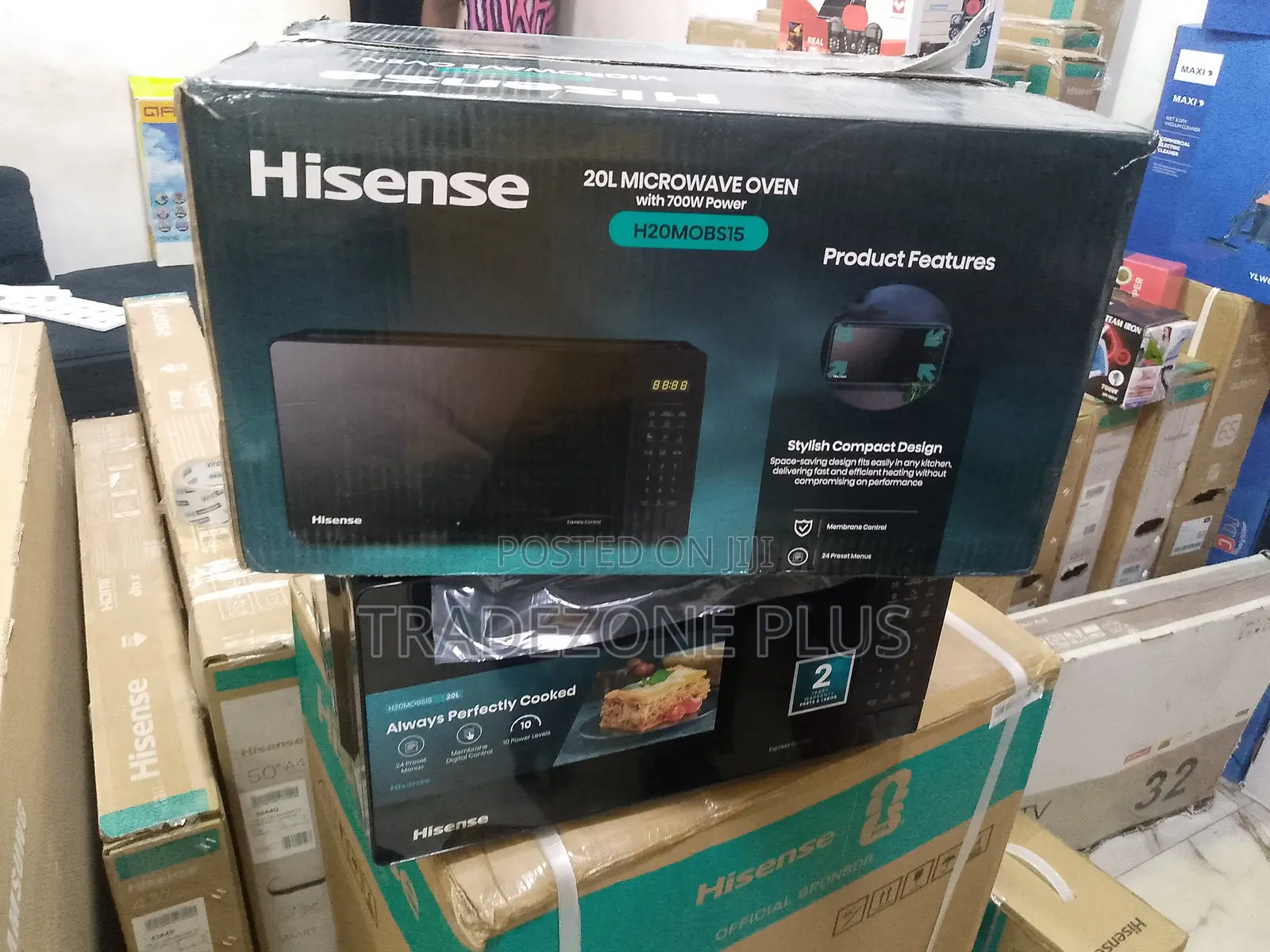 Compact Hisense Digital Microwave 700W 20L Capacity