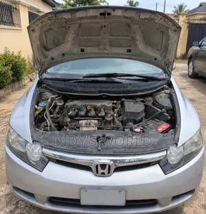 Honda Civic 2006 Silver