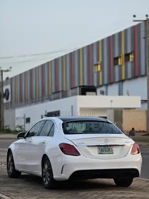 Mercedes-Benz C300 2016 White