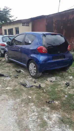 Toyota Aygo 2010 Blue