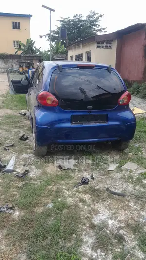 Toyota Aygo 2010 Blue