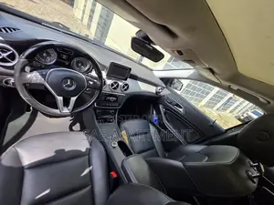 Mercedes-Benz GLA 250 2015 Black