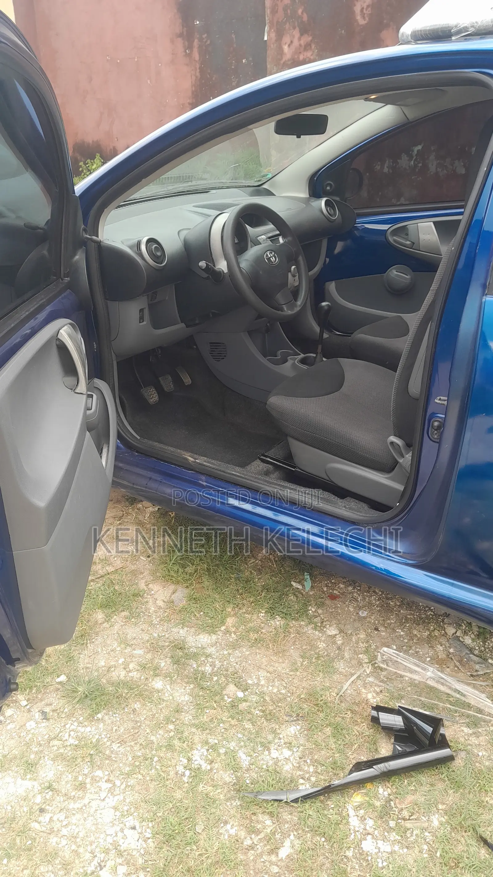Toyota Aygo 2010 Blue