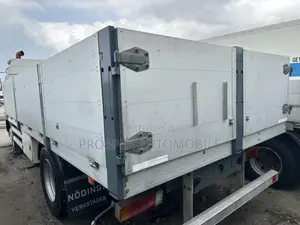 Volvo FL Truck 2008 Yellow