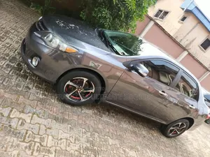 Toyota Corolla 2012 Beige