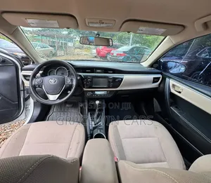 Toyota Corolla 2016 White