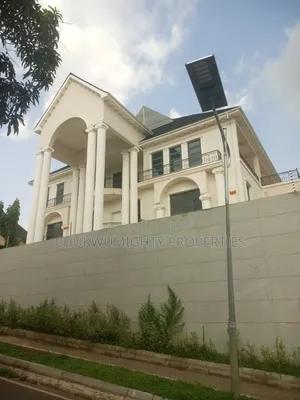 8bdrm Mansion in Maitama Property for sale