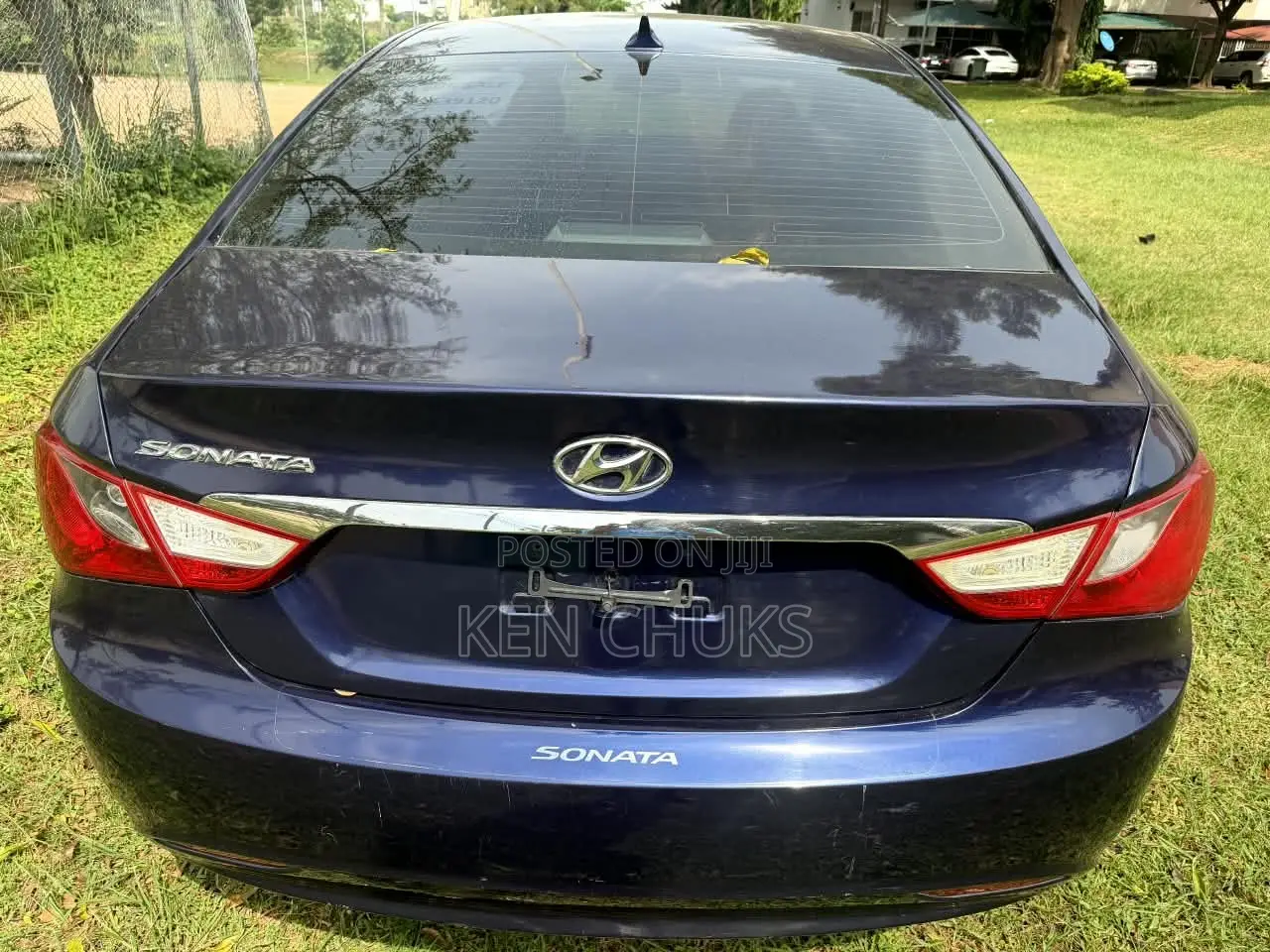 Hyundai Sonata 2012 Blue