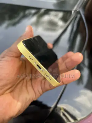 Apple iPhone 14 128 GB Yellow