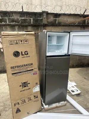 LG GL-B262PQKB 266L Double Door Kitchen Refrigerator
