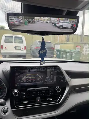 Toyota Highlander 2021 Silver