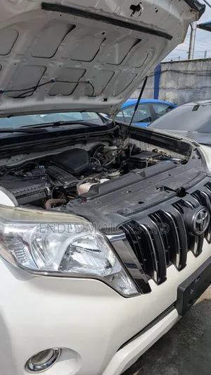 Toyota Land Cruiser Prado 2.7 2017 White