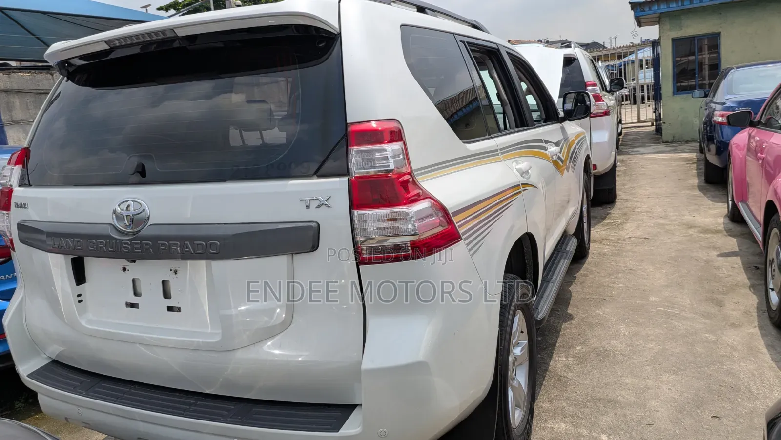 Toyota Land Cruiser Prado 2.7 2017 White