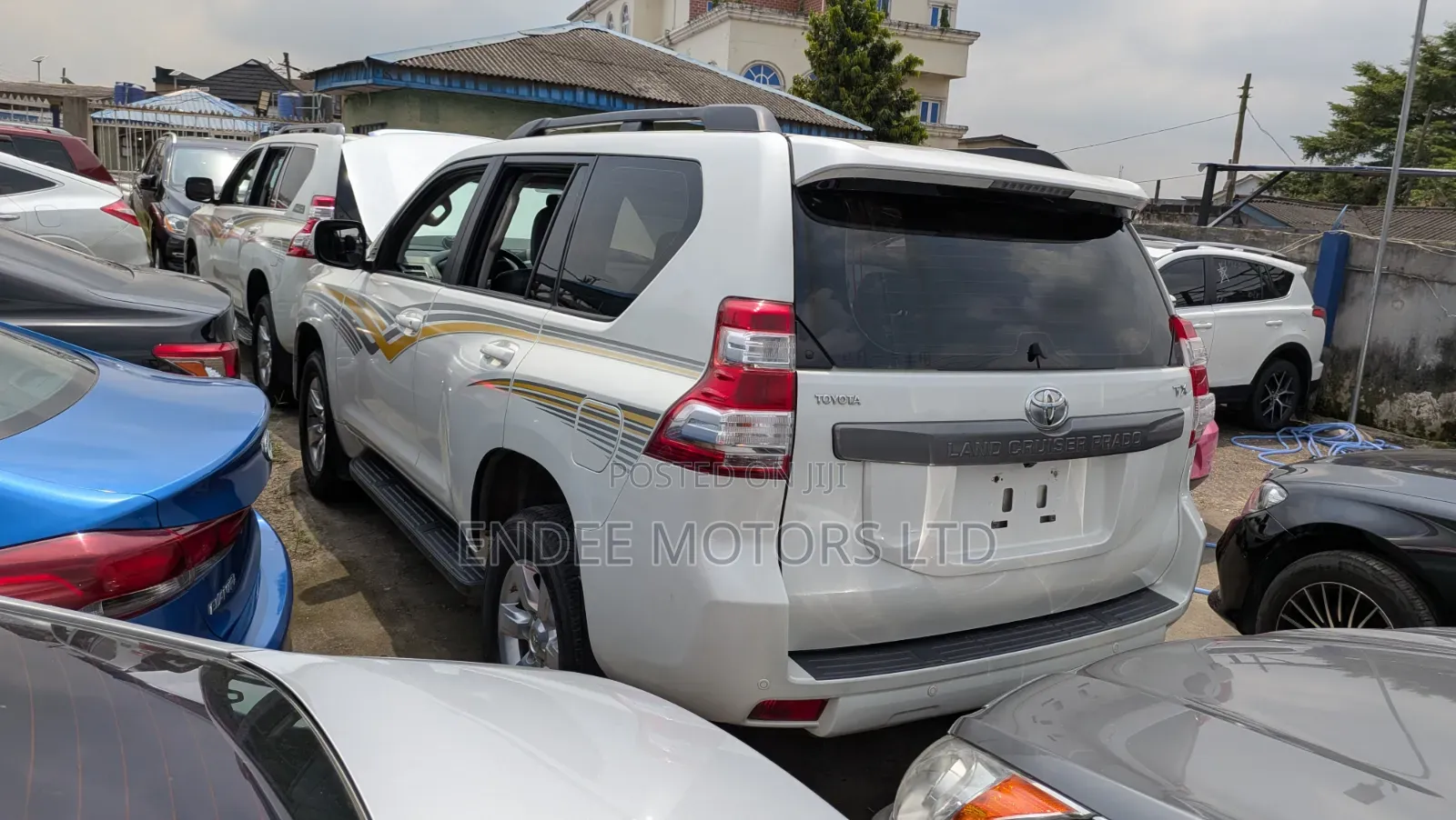 Toyota Land Cruiser Prado 2.7 2017 White