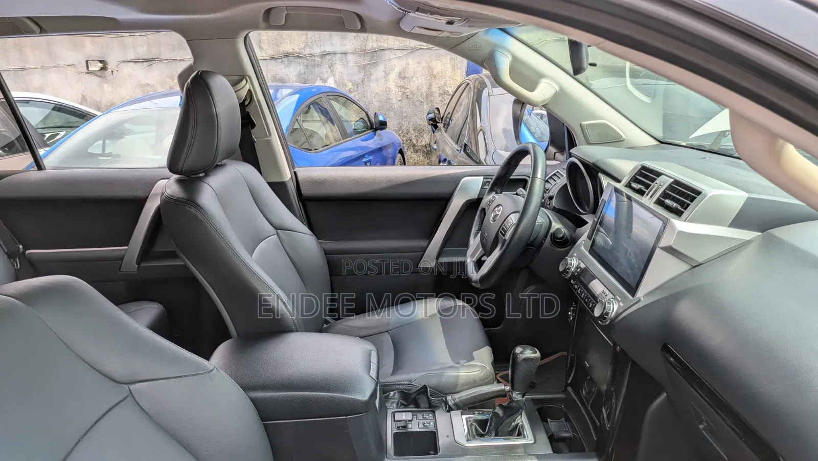 Toyota Land Cruiser Prado 2.7 2017 White