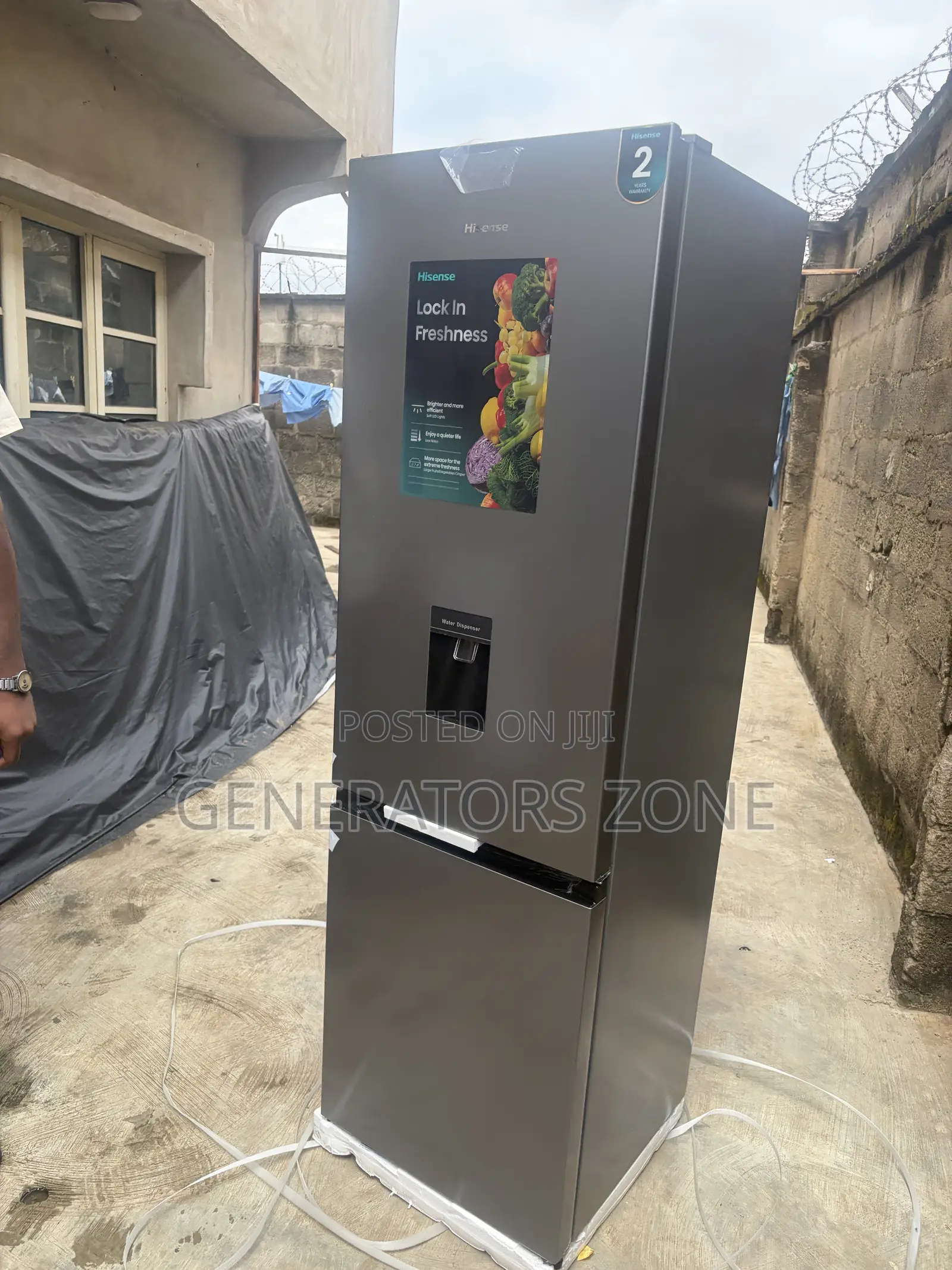 Hisense RD-35DCB Refrigerator 264 Litres With Fridge and BottomFreezer