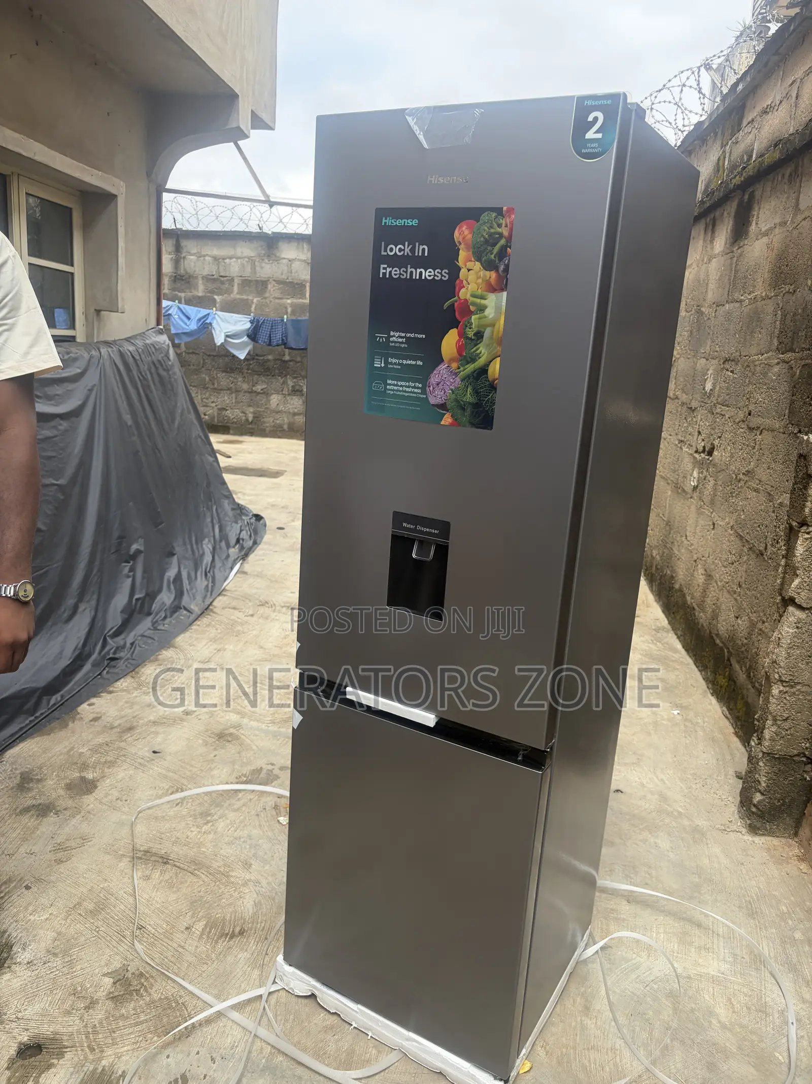 Hisense RD-35DCB Refrigerator 264 Litres With Fridge and BottomFreezer