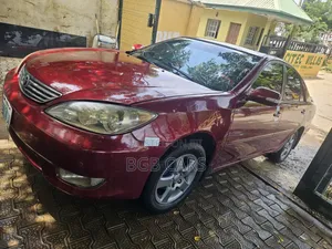 Toyota Camry 2004 Red