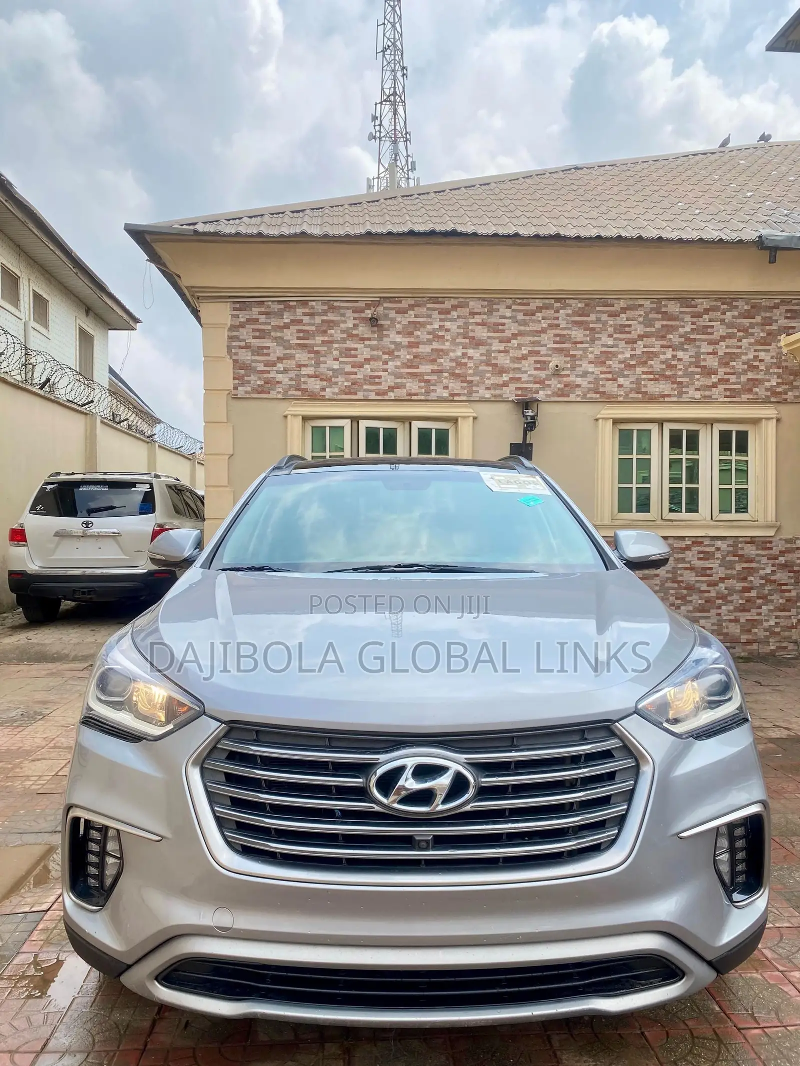 Hyundai Santa Fe 2019 Silver