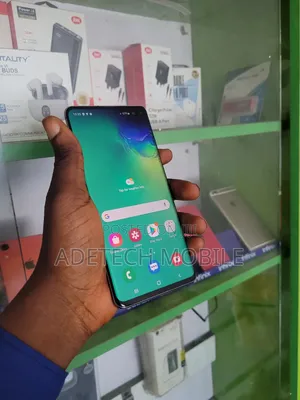 Samsung Galaxy S10 Plus 128 GB Black