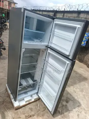 LG 287L Double Door Cooling Appliance for Home Use