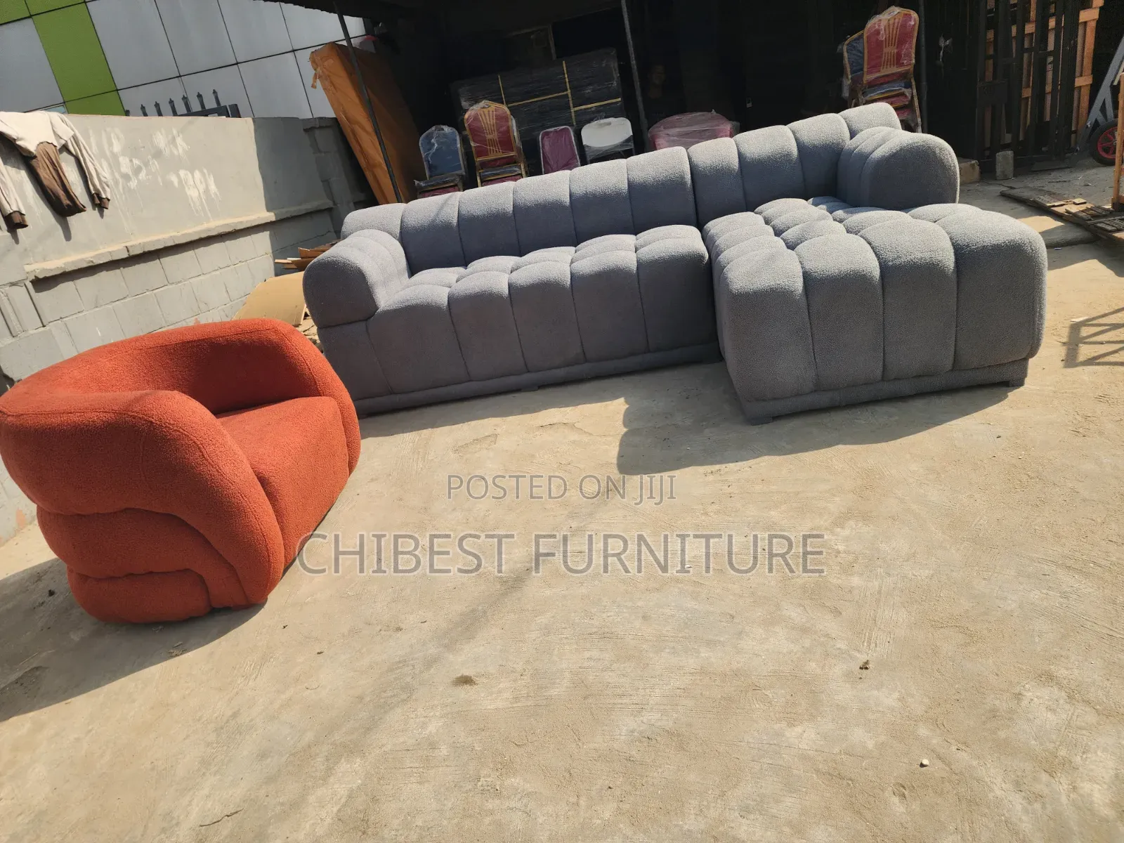 Grey Coloured Bubble L-Shaped Sofa With a Single Seater