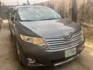 Toyota Venza 2010 Gray