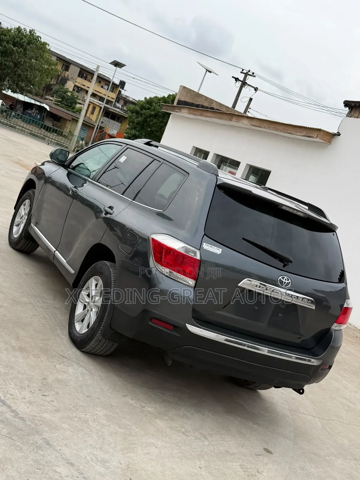Toyota Highlander SE 2012 Gray