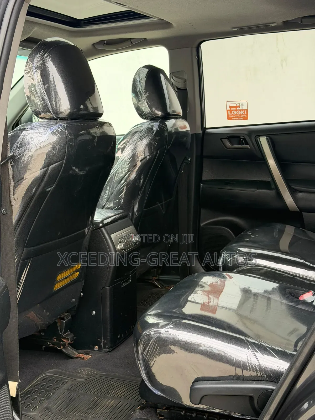 Toyota Highlander SE 2012 Gray