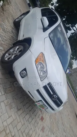 Toyota RAV4 2.5 Limited 4x4 2010 White