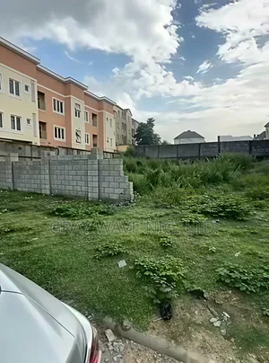 800sqm Prime Residential Land