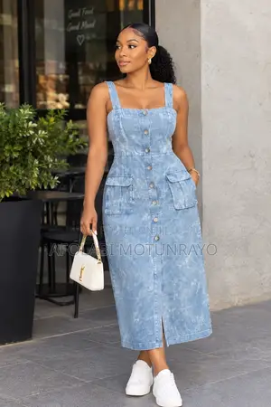 Ladies Gowns & Tops