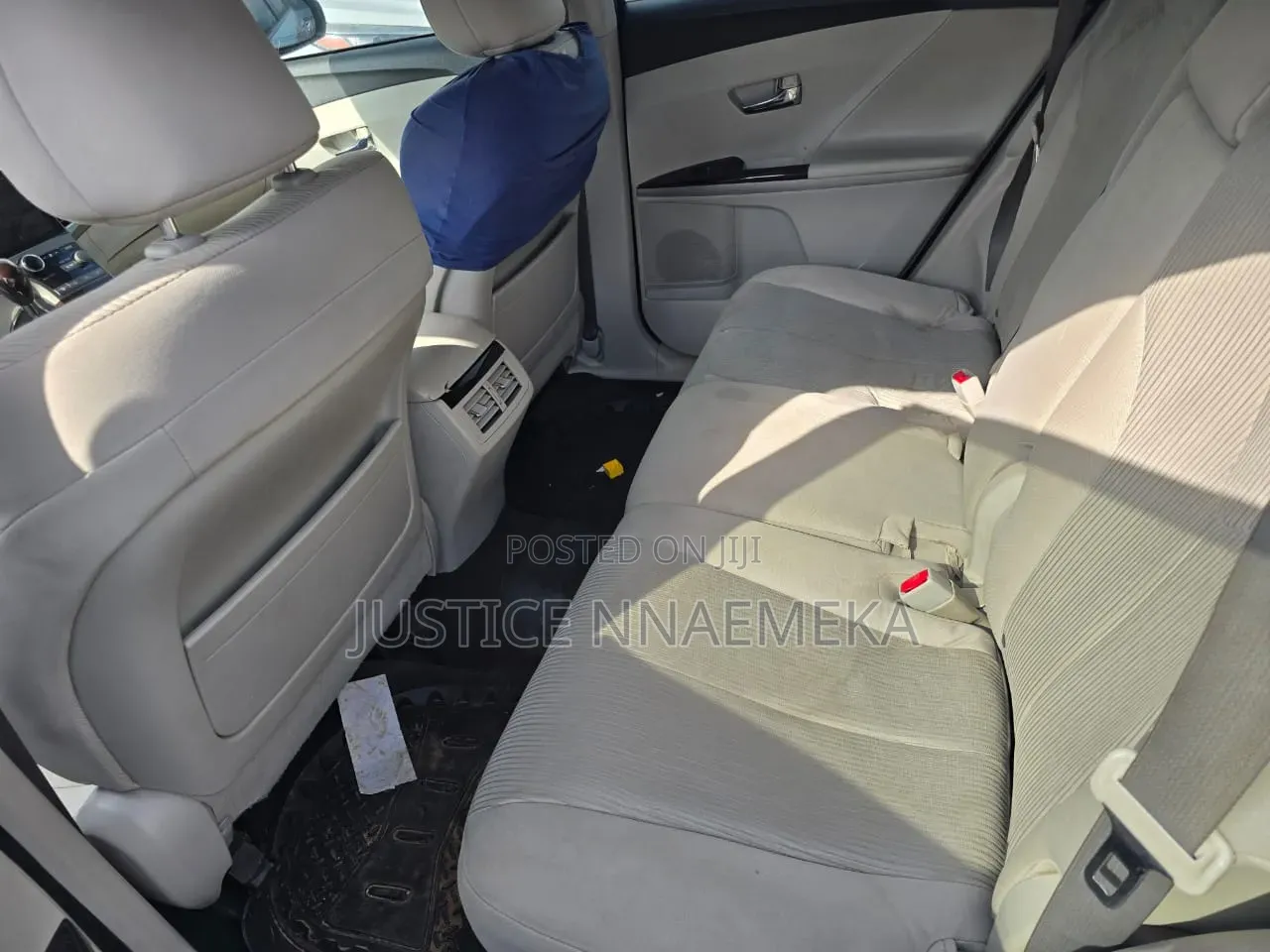 Toyota Venza 2010 White