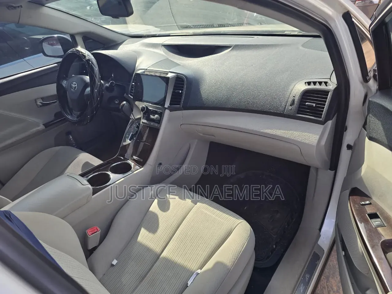 Toyota Venza 2010 White