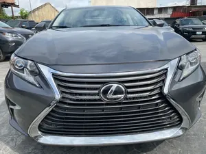 Lexus ES 2015 Gray
